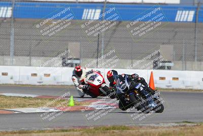 media/Nov-26-2022-Fastrack Riders (Sat) [[b001e85eef]]/Level 3/Session 3 Outside Turn 9/